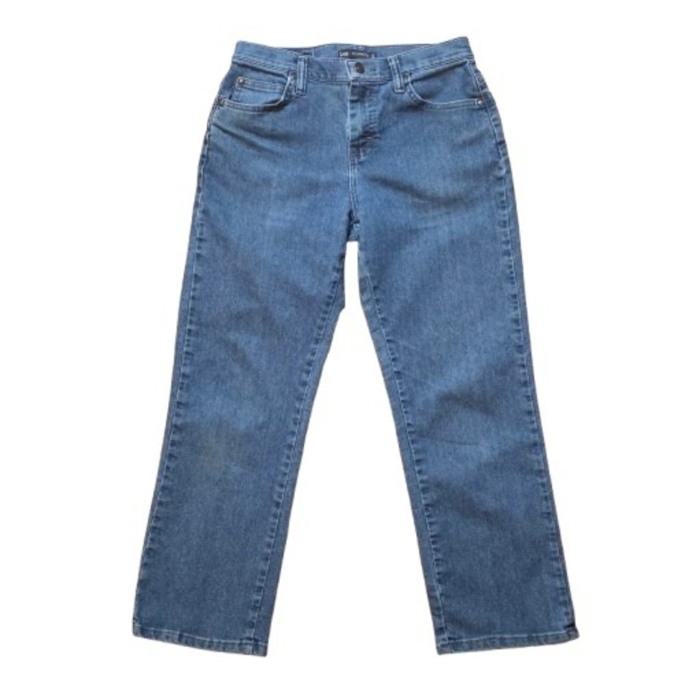 Lee Jeans Size 4P Petite Relaxed Fit Mid Rise Medium Wash Blue Denim